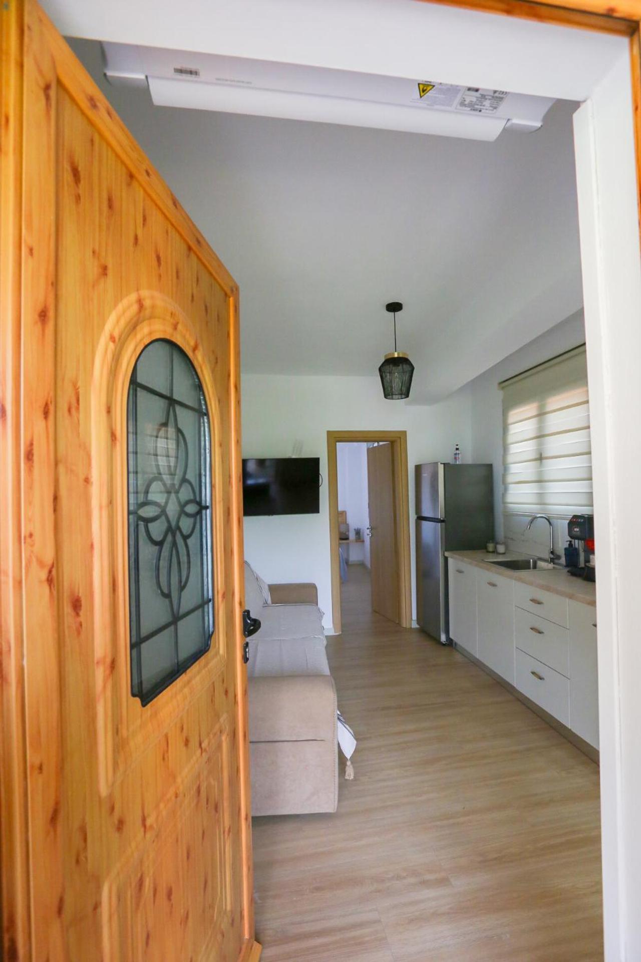 Village View Apartments Himarë Dış mekan fotoğraf